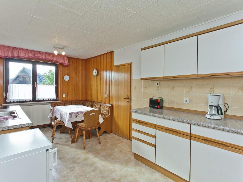 Lovely Holiday Home In The Thuringian Forest With Roof Terrace And Great View Бад Либенщайн Екстериор снимка