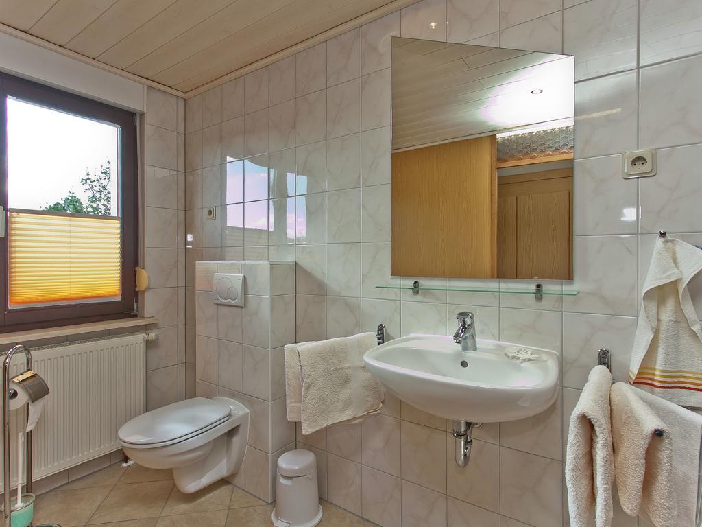 Lovely Holiday Home In The Thuringian Forest With Roof Terrace And Great View Бад Либенщайн Екстериор снимка