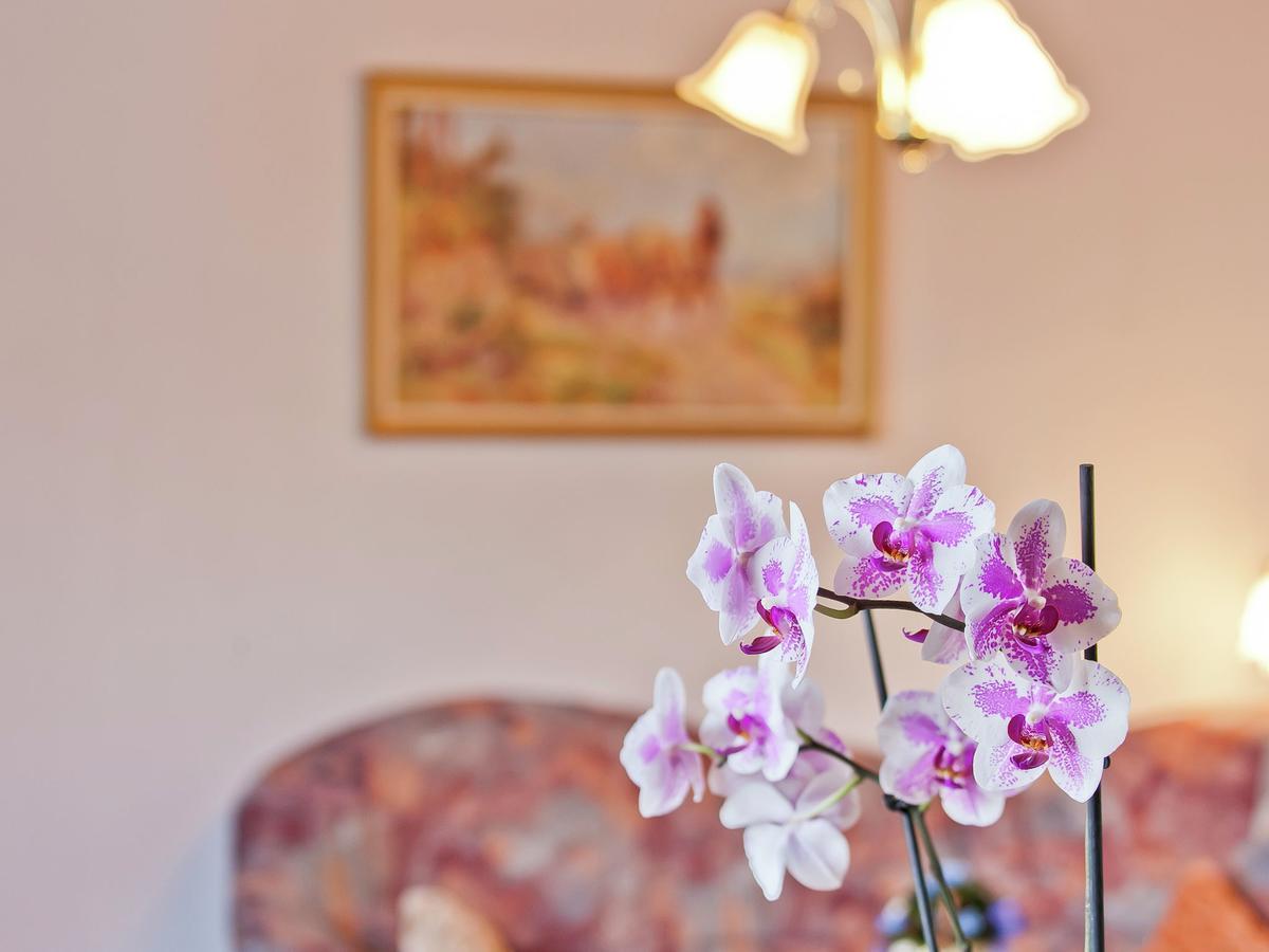 Lovely Holiday Home In The Thuringian Forest With Roof Terrace And Great View Бад Либенщайн Екстериор снимка